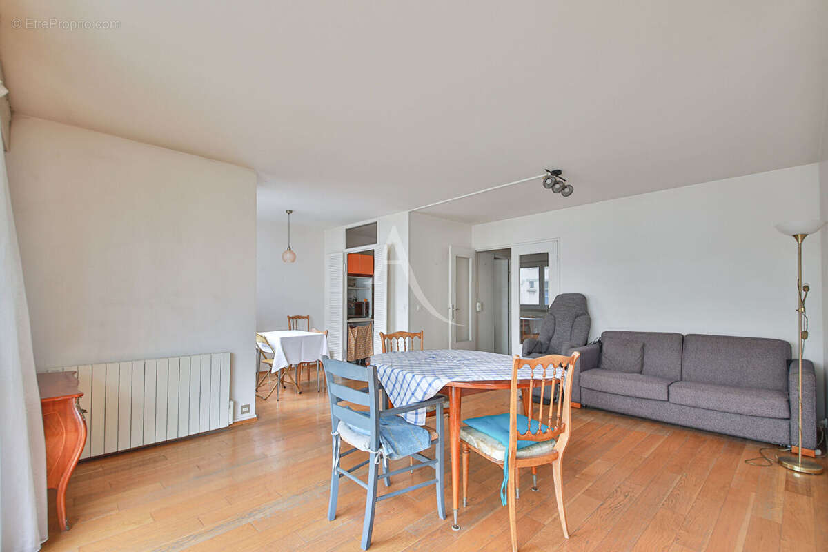 Appartement à PARIS-13E