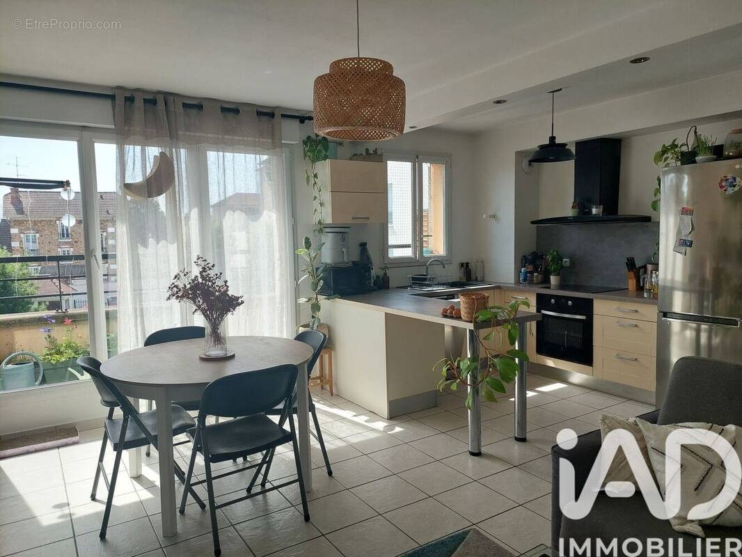 Photo 1 - Appartement à SARCELLES