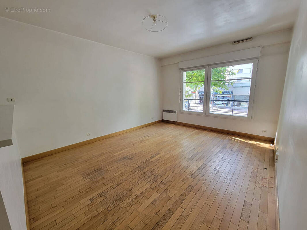 Appartement à MONTROUGE