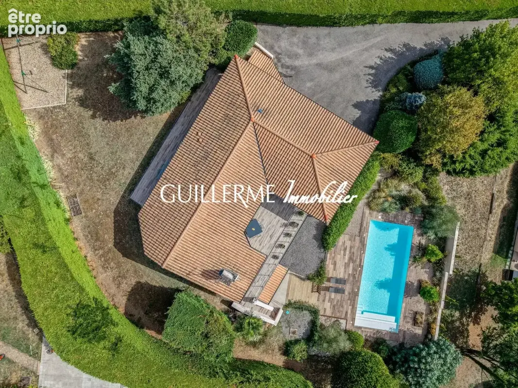 Maison Familiale avec Piscine - Fleurieux-sur-l'Arbresle - photo 29