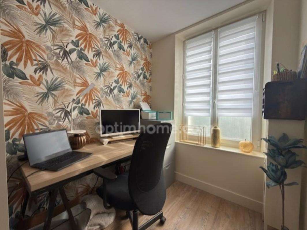 SAINT CYR SOUS DOURDAN. Maison de charme rénovée 120 m² – Suite parentale – Garage – Dépendances – Jardin 424 m² – Terrasse 35 m - photo 12