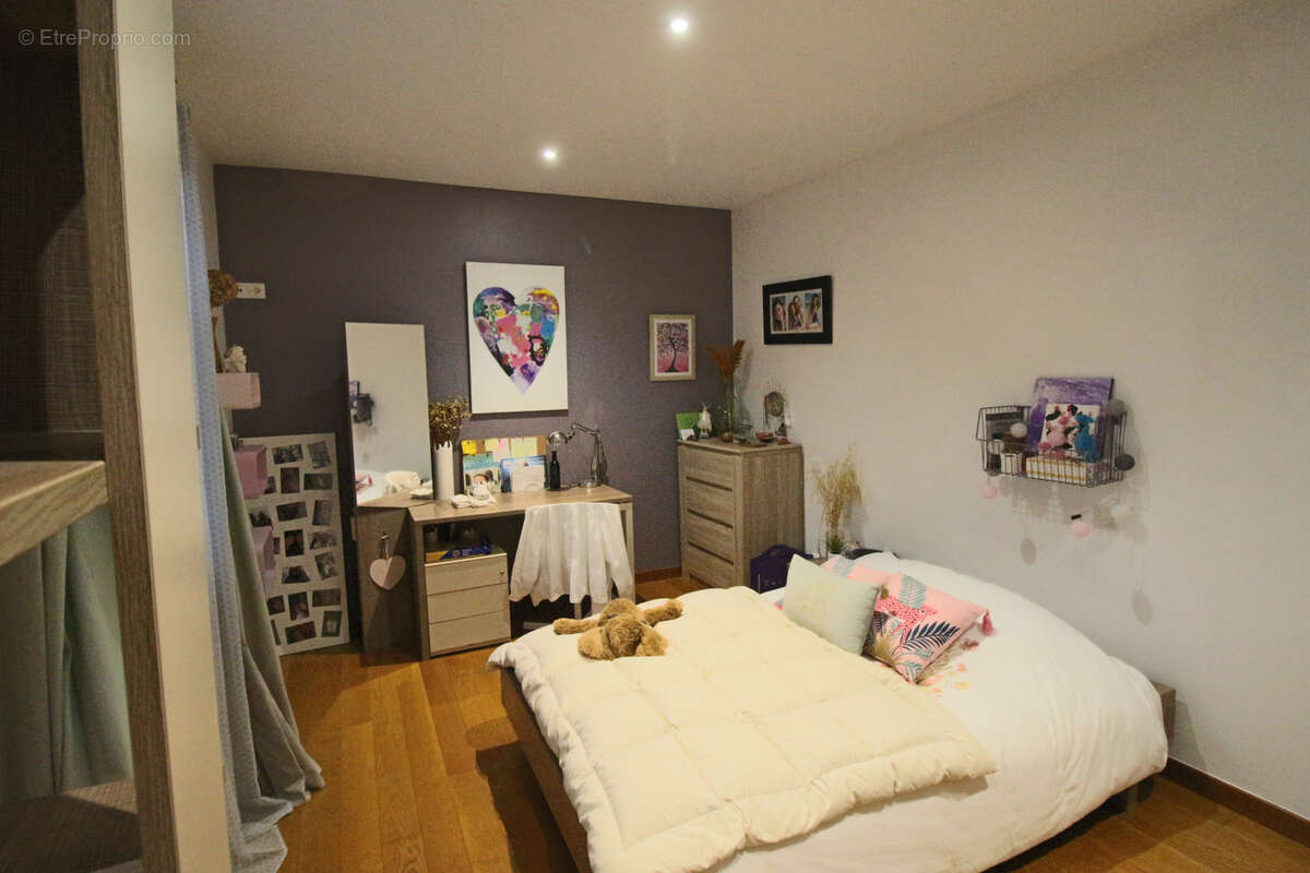 Maison à PUY-L&#039;EVEQUE