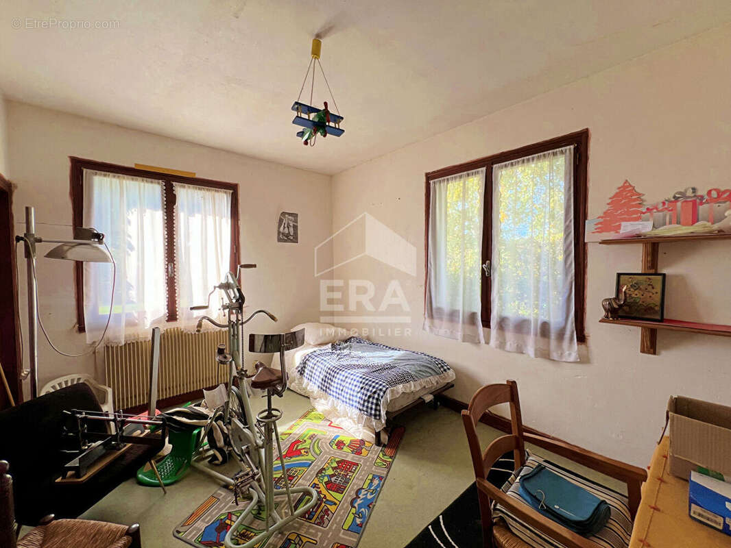 Maison à TROIS-PALIS