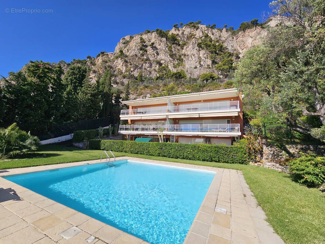 Appartement à CAP-D'AIL