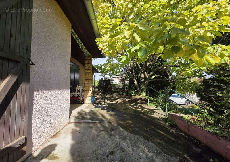 Maison à SAINT-SYMPHORIEN-D&#039;OZON