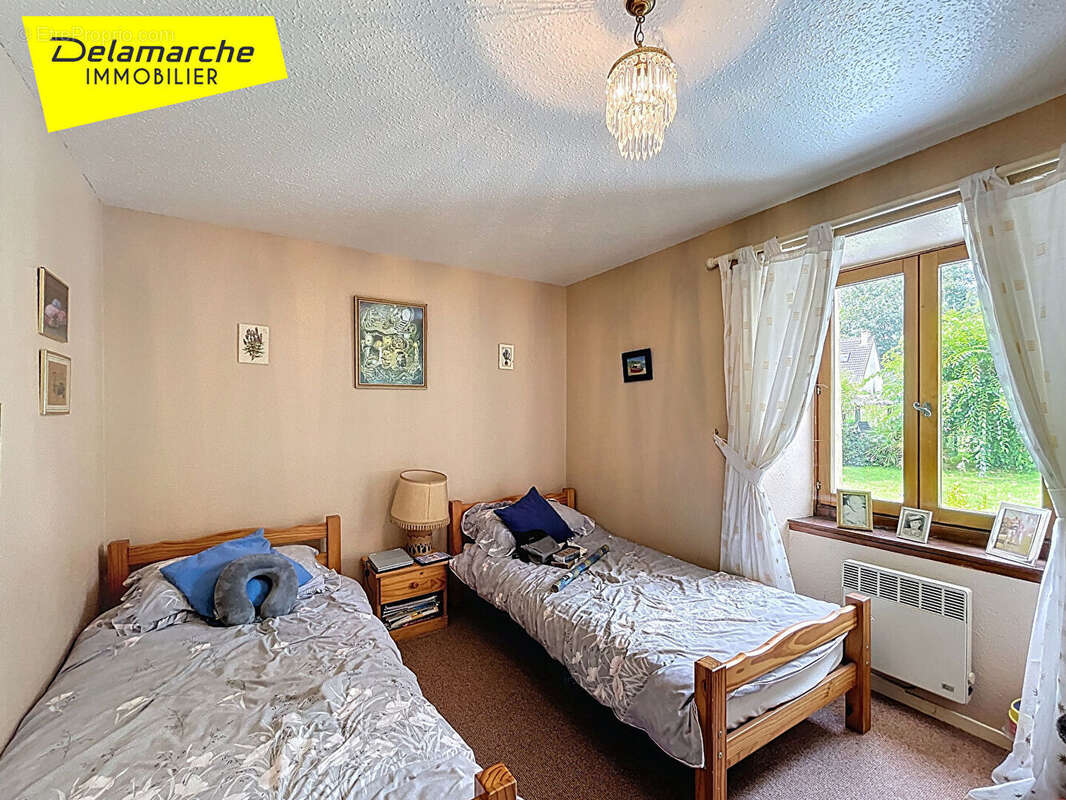 Maison à SAINT-MARTIN-DE-CENILLY