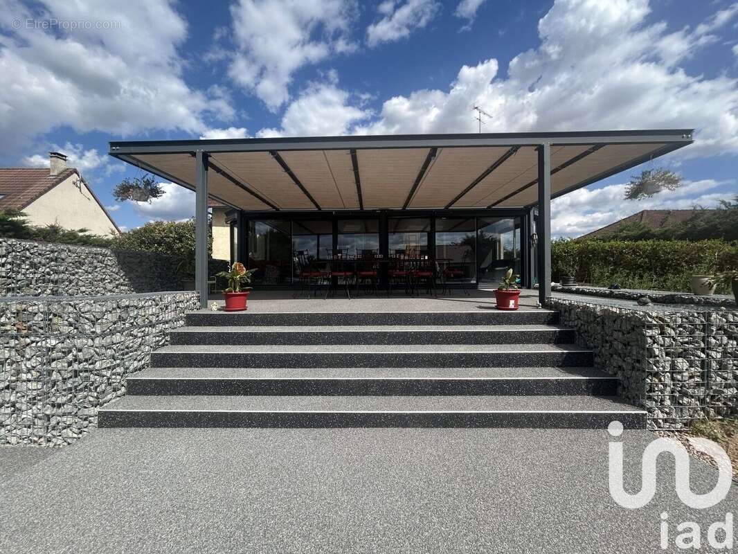 Photo 2 - Maison à COSNE-D'ALLIER