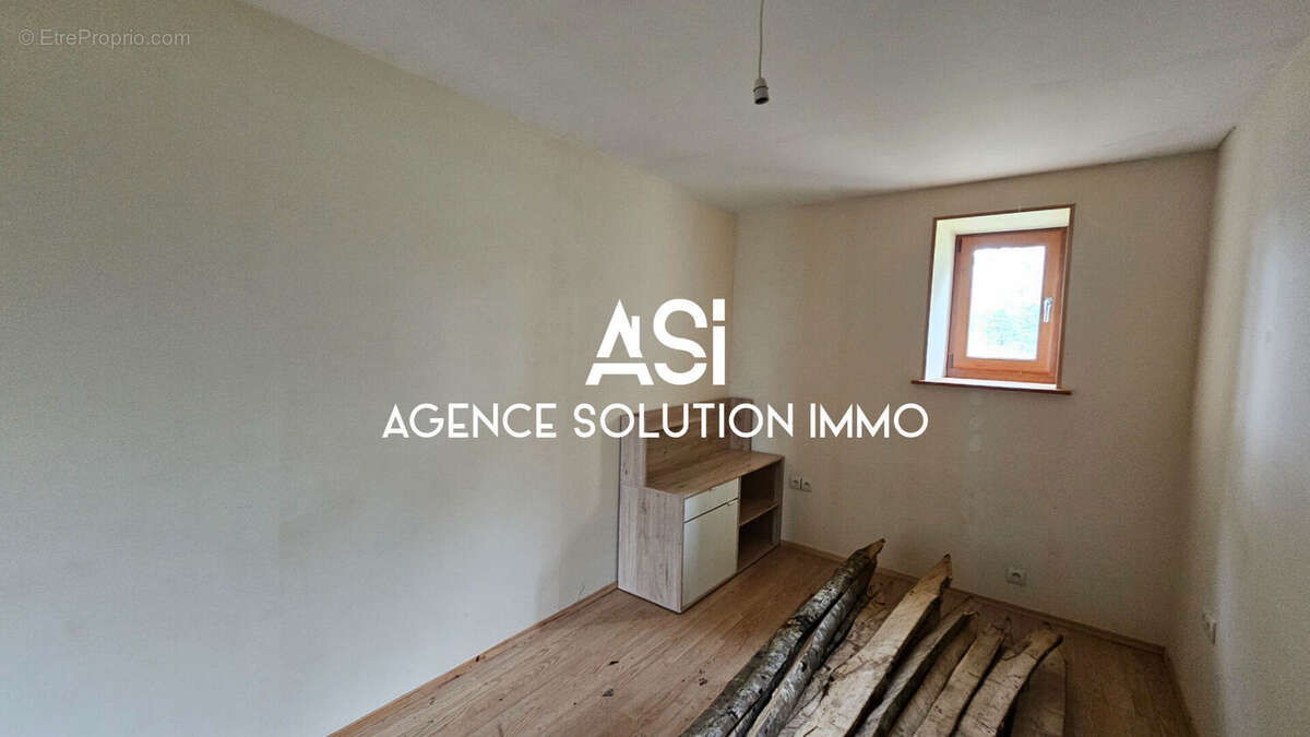 Maison à MONT-SAINT-JEAN