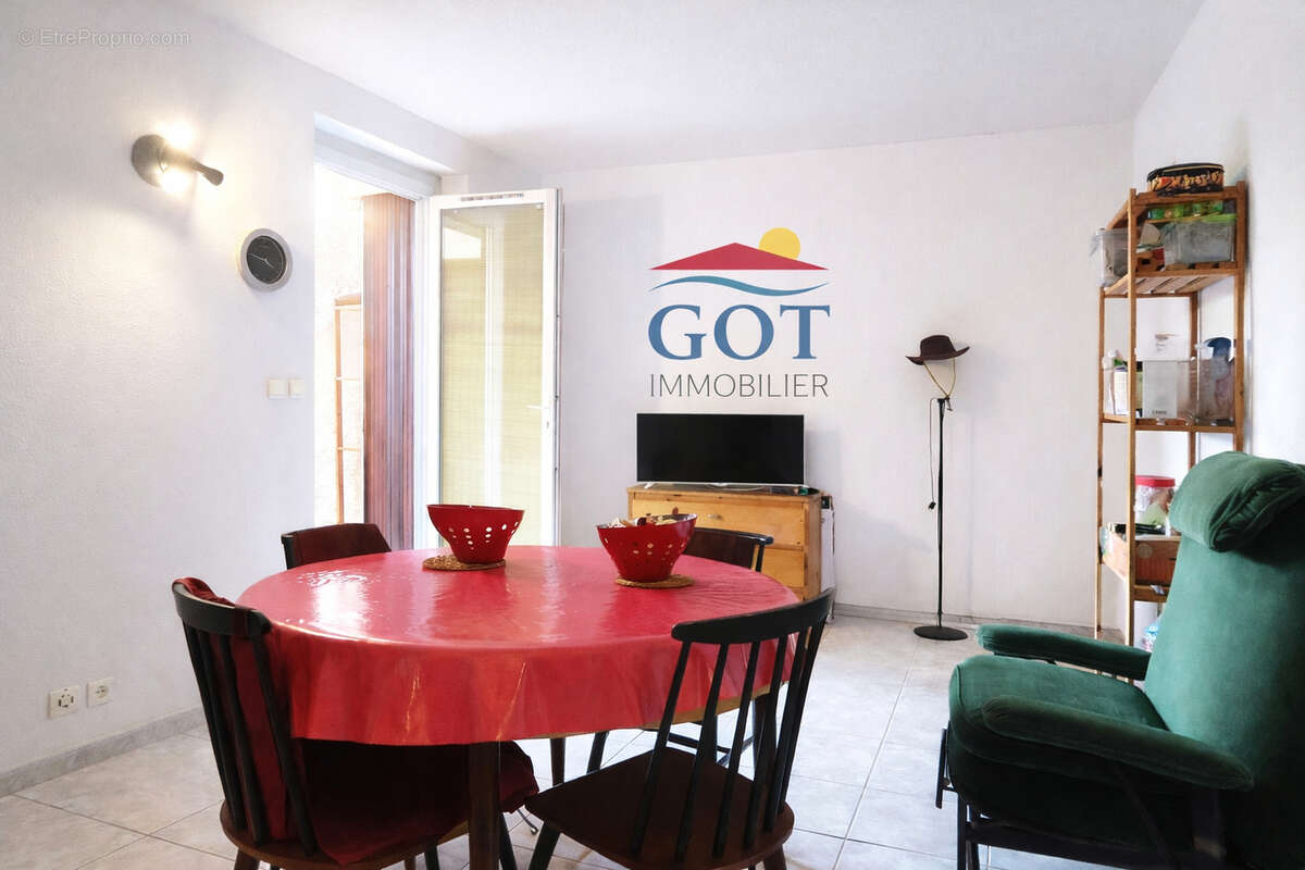 Appartement à SAINT-LAURENT-DE-LA-SALANQUE