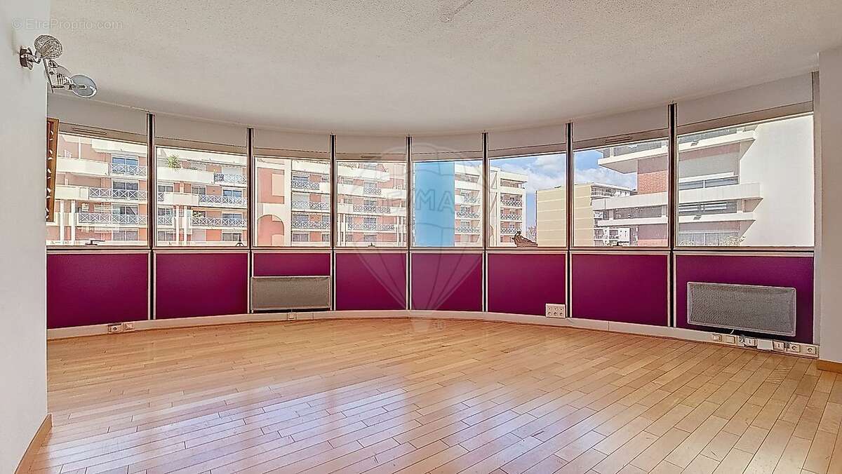 Commerce à PERPIGNAN