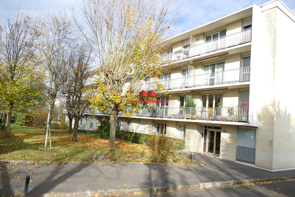 Appartement à RUEIL-MALMAISON