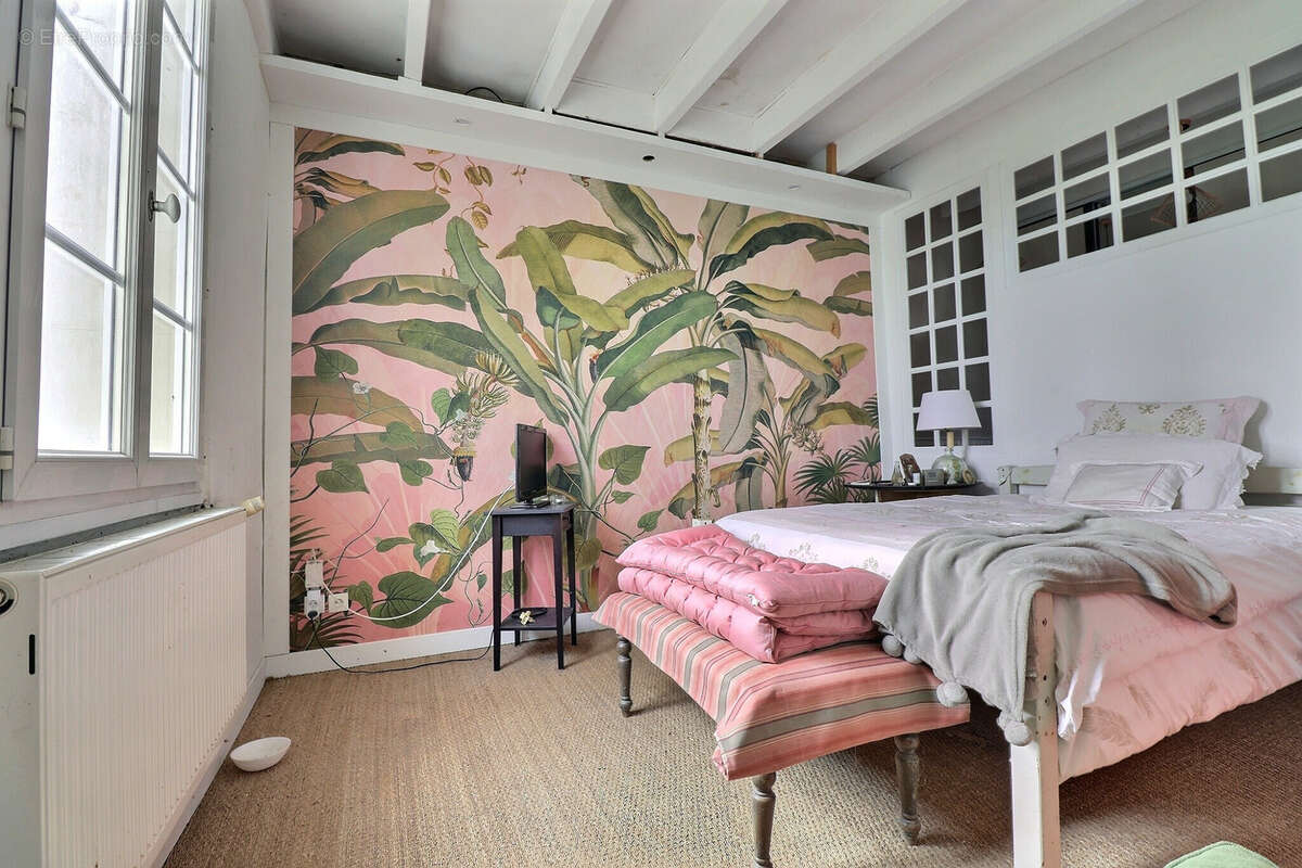 Maison à SAINT-CIERS-SUR-GIRONDE