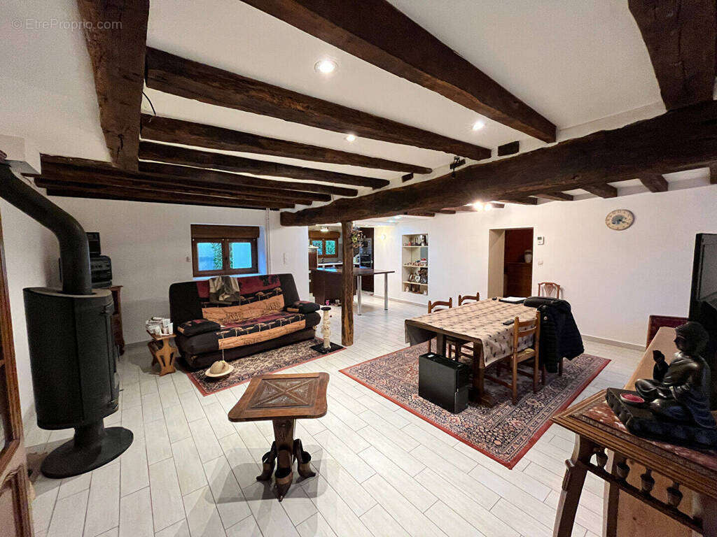 Maison à SOULANGIS