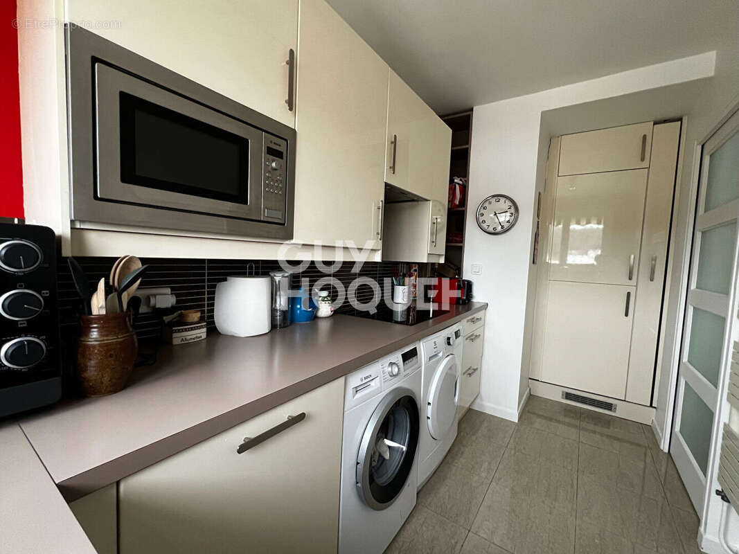 Appartement à SAINT-MAUR-DES-FOSSES