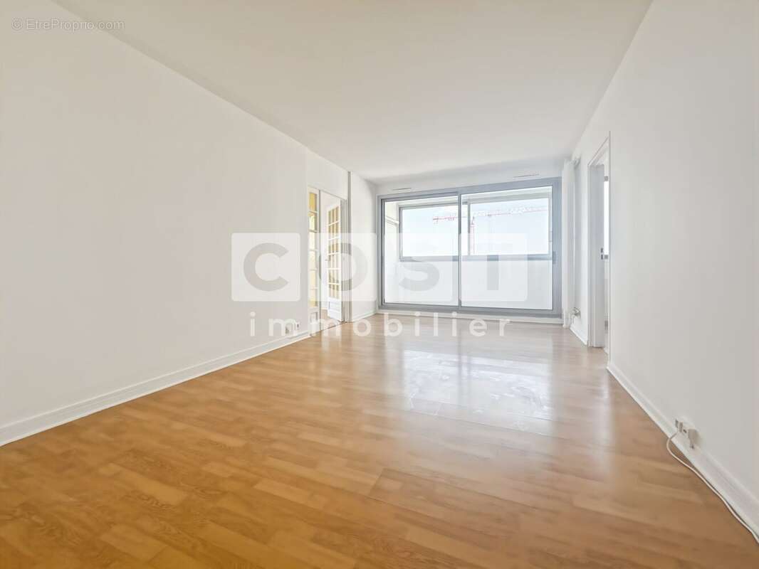Appartement à COLOMBES