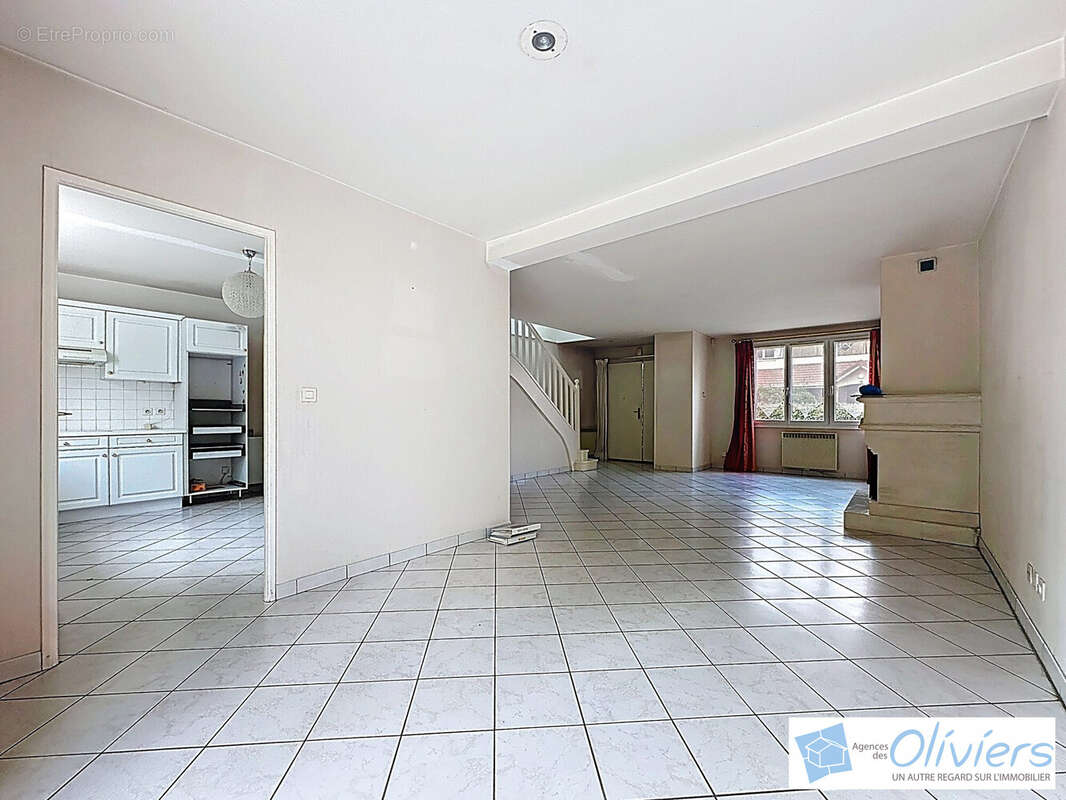 Maison à GUYANCOURT