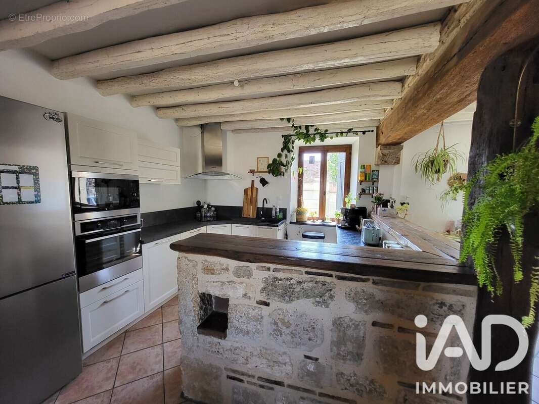 Maison 203 m² à Dammarie  - photo 5