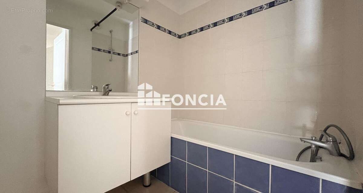 A vendre t3 60m2 + garage - libre de toute occupation - photo 6