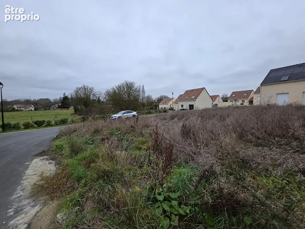 Terrain constructible viabilisé proche Mantes-la-Jolie - 430 m² - Rare sur le secteur - photo 3