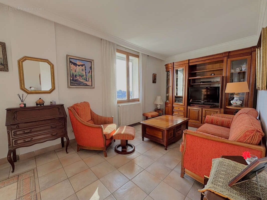 Appartement à MARSEILLE-13E