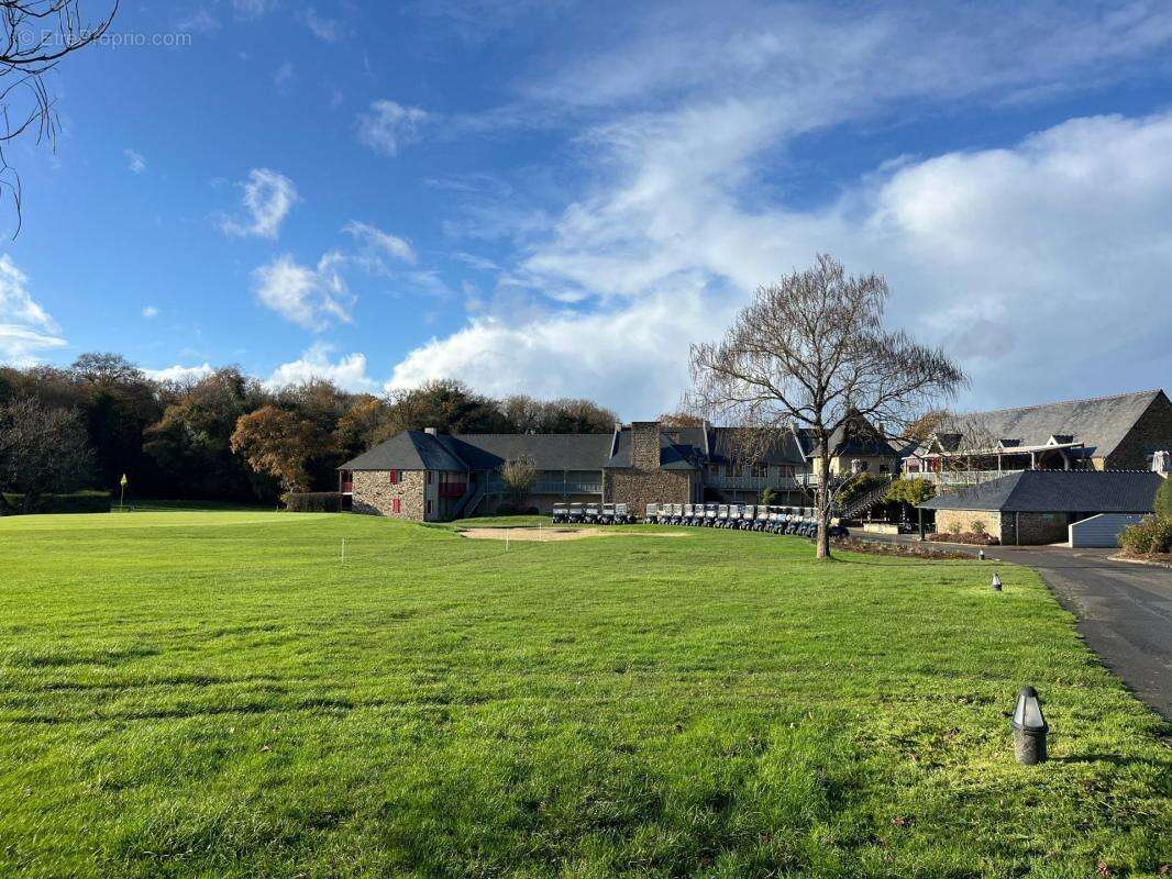 Maison à LE TRONCHET