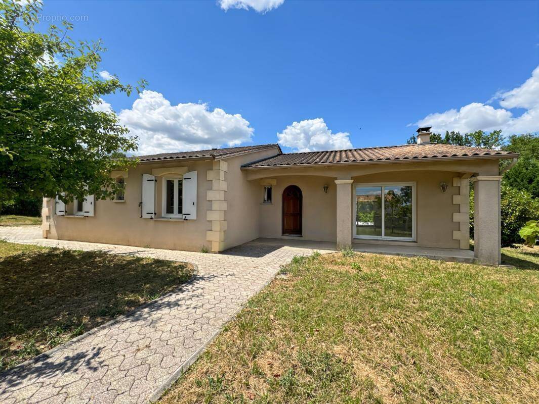 Maison à COULOUNIEIX-CHAMIERS