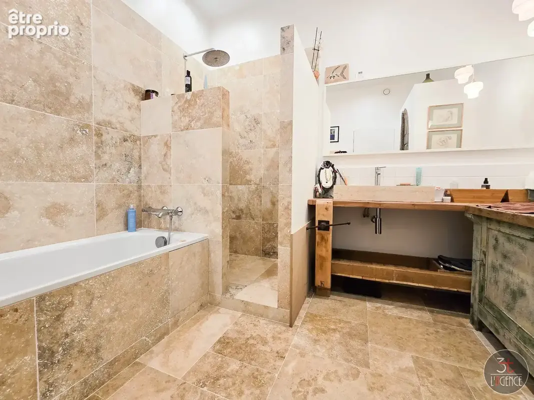 Appartement 309 m² à Montreuil  - photo 9