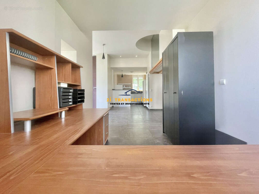 Appartement 89 m² à Saint-Etienne  - photo 6