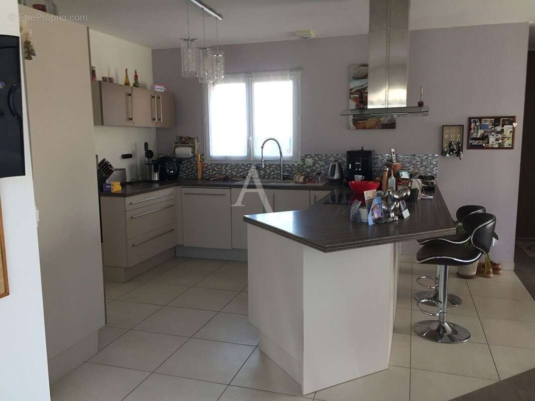 Maison à MARIGNY-LES-USAGES