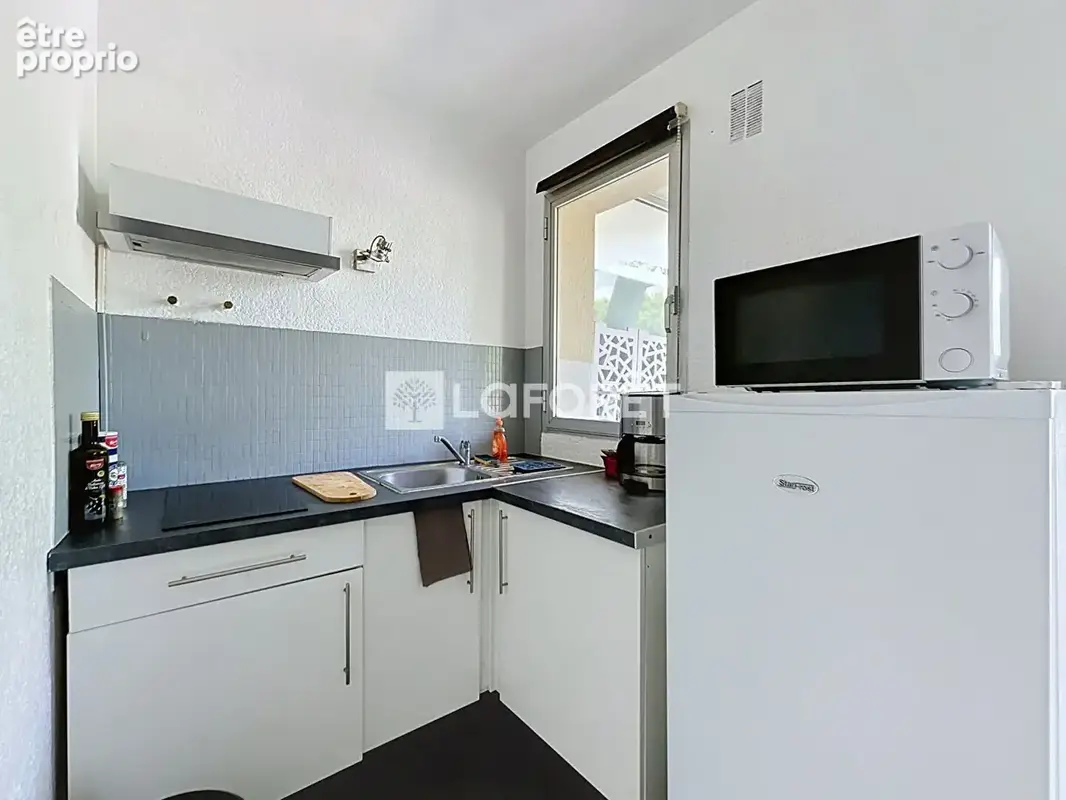 Studio lumineux avec loggia et ascenseur voté en plein centre-ville - photo 5