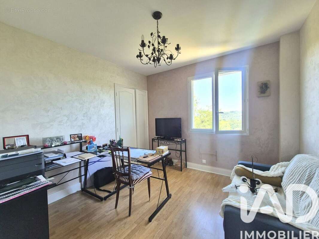 Maison 202 m² à Aubazines  - photo 9