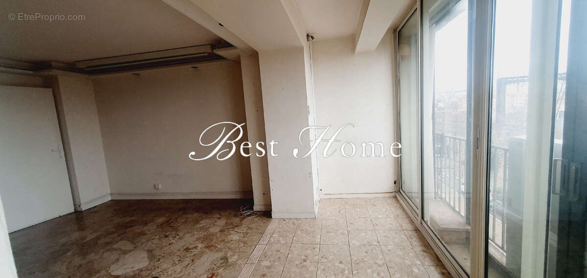 Appartement à NIMES