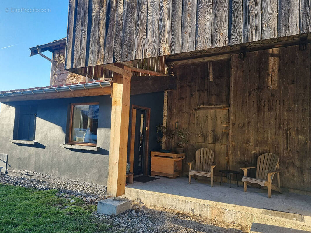 Maison à HAUTERIVE-LA-FRESSE
