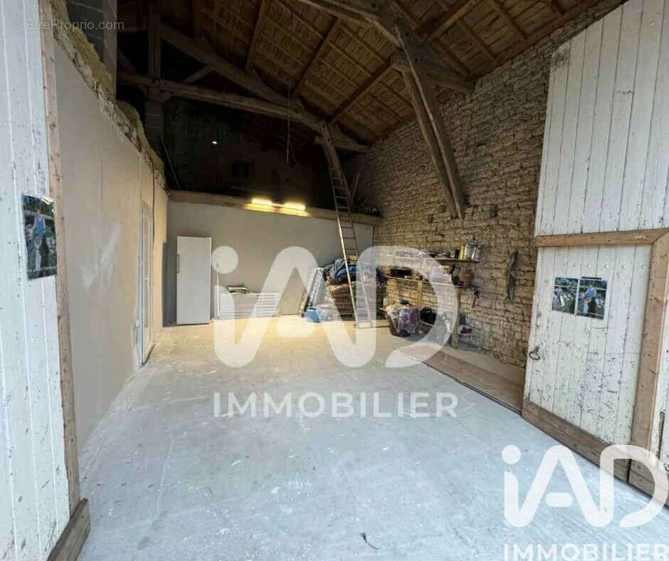 Photo 9 - Maison à AIGRE