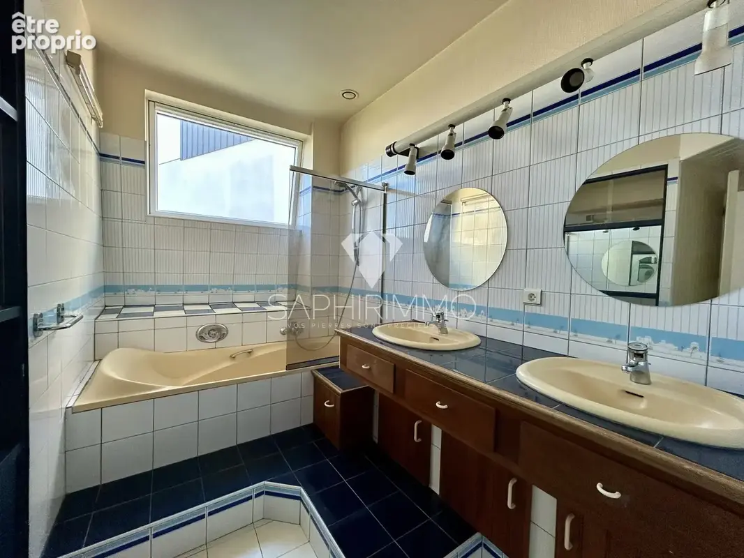 Appartement - 98,58 m2 - 4 pièces - centre-ville de Brive - photo 11