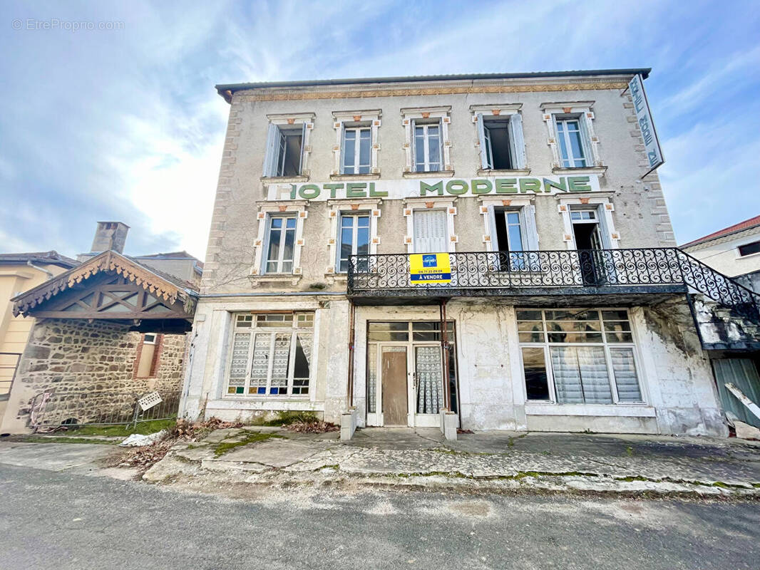 Appartement à SAINT-JUST-EN-CHEVALET