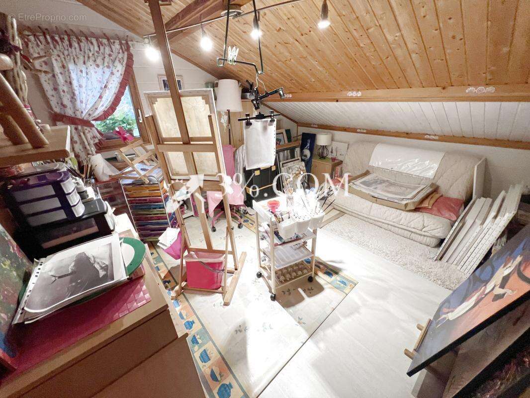 Maison à SAINT-MAURICE-SUR-MOSELLE