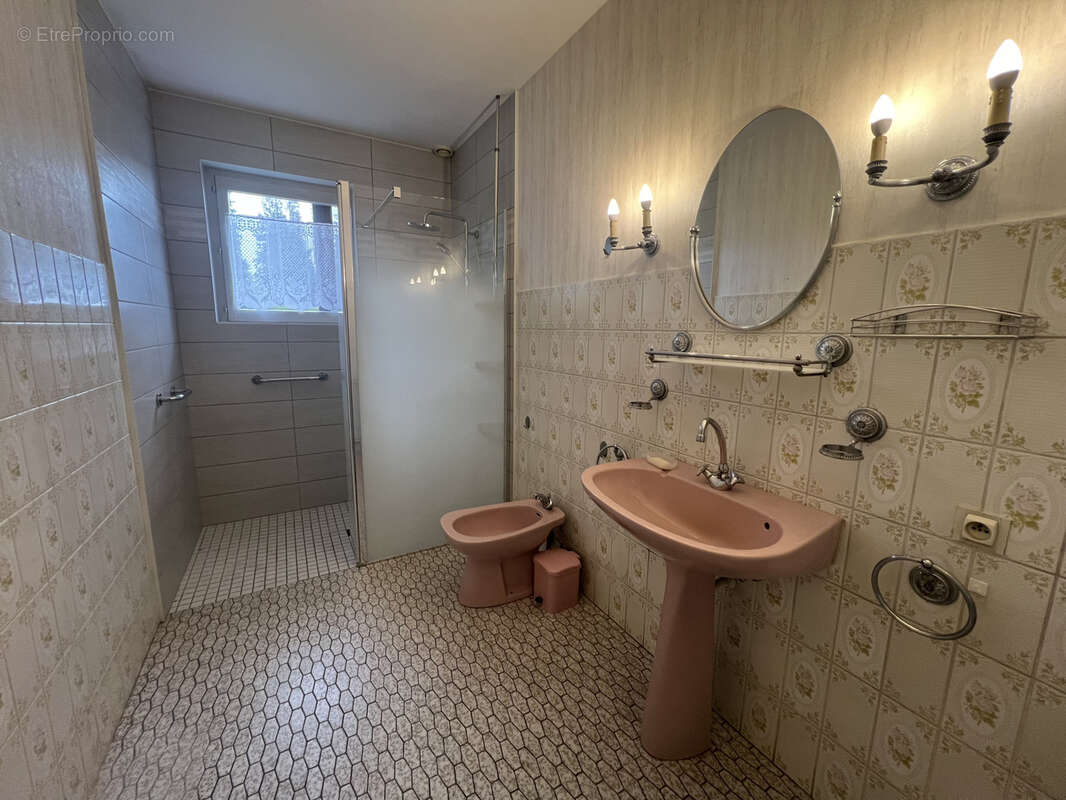 Maison à LUXEUIL-LES-BAINS