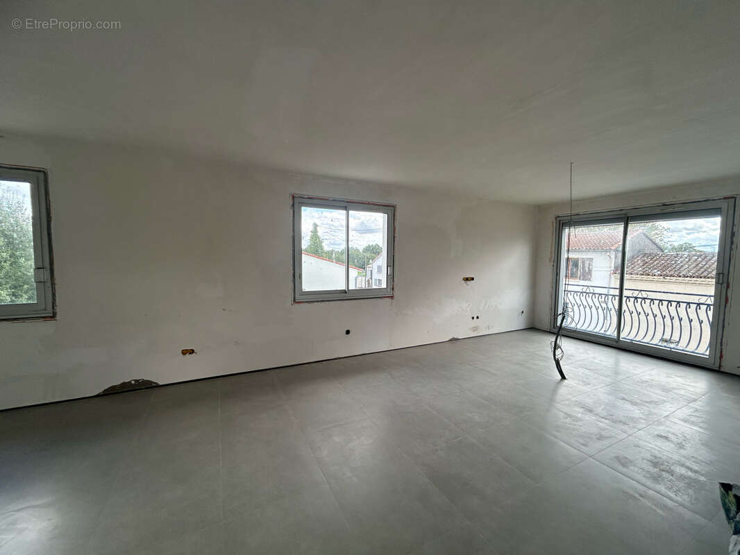 Maison à LAGARDELLE-SUR-LEZE