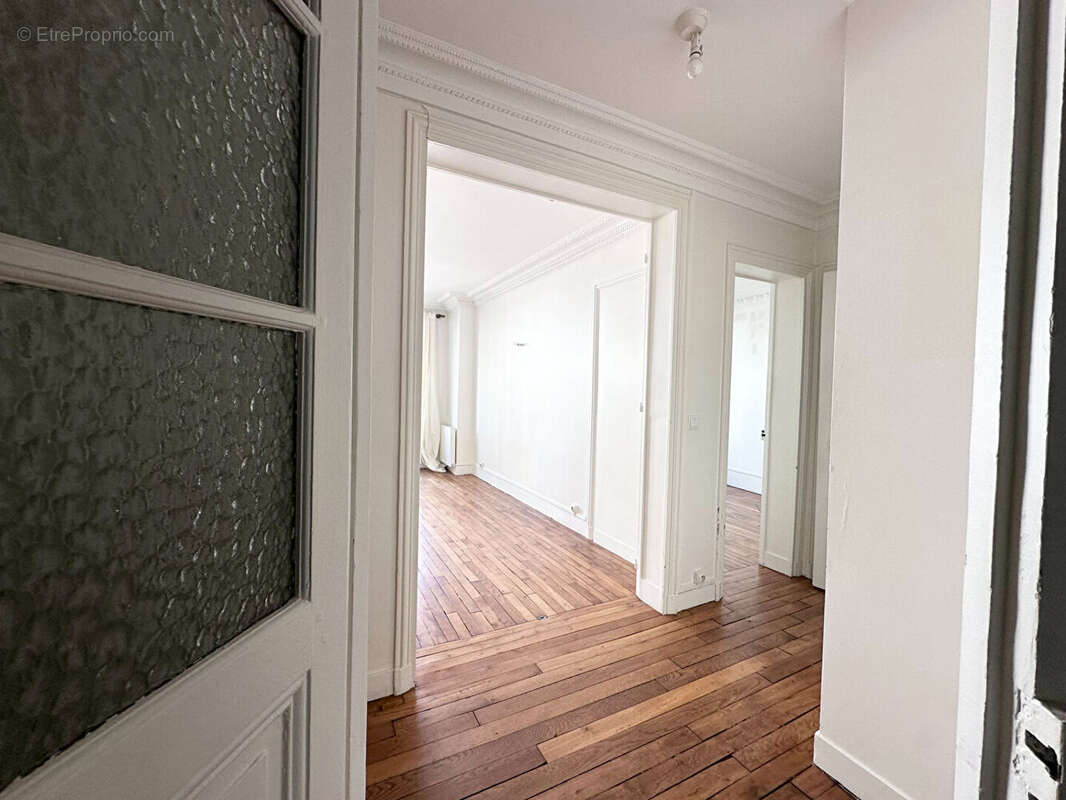 Appartement à PARIS-18E