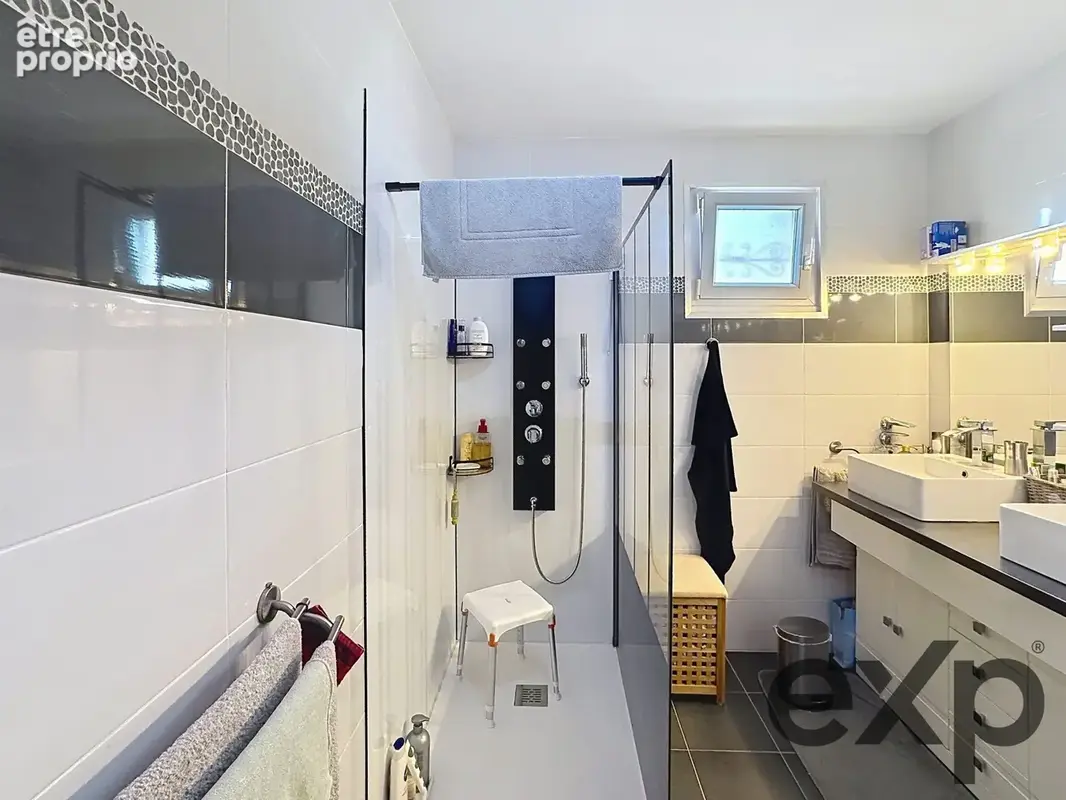 Maison 184 m² à Armaille  - photo 9