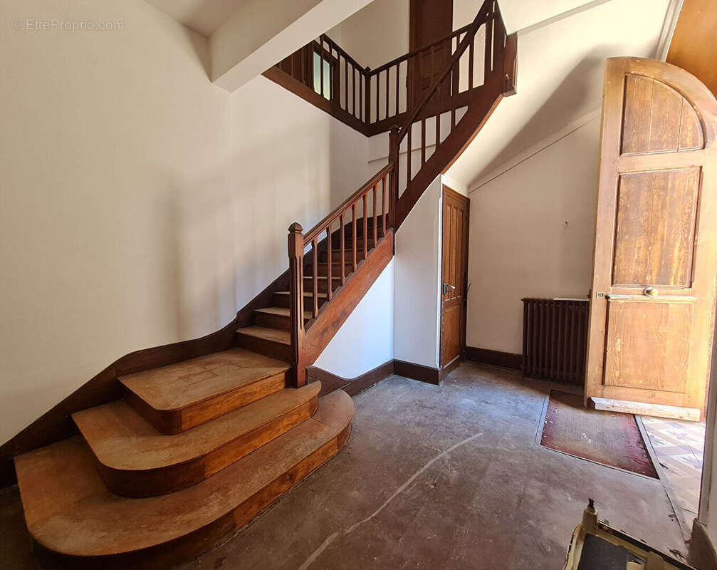 Maison Lectoure 12 pièce(s) 466.73 m2 - photo 4