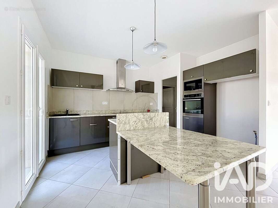 Maison 128 m² à Agde  - photo 7
