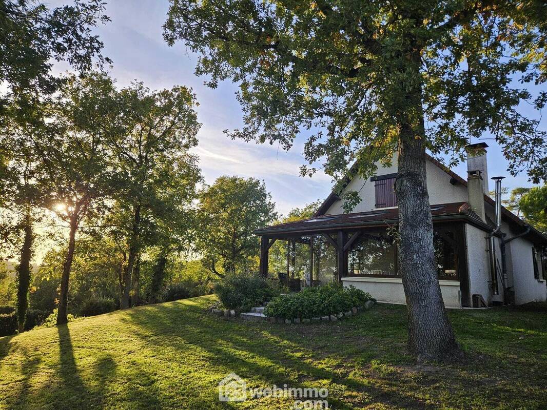 Une maison avec une vue imprenable sur la vallée. - Maison à MILLY-LA-FORET