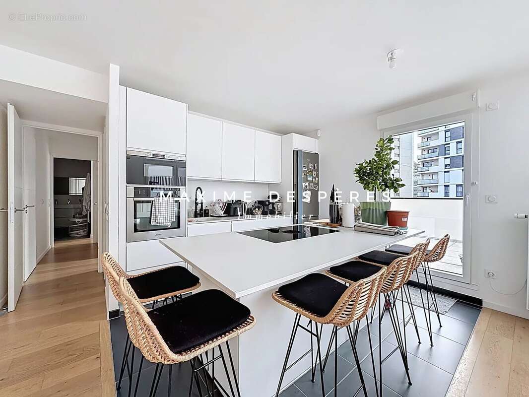 Appartement à FONTENAY-SOUS-BOIS