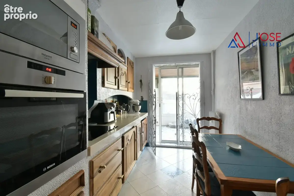 Appartement 83 m² à Marseille-5e  - photo 4