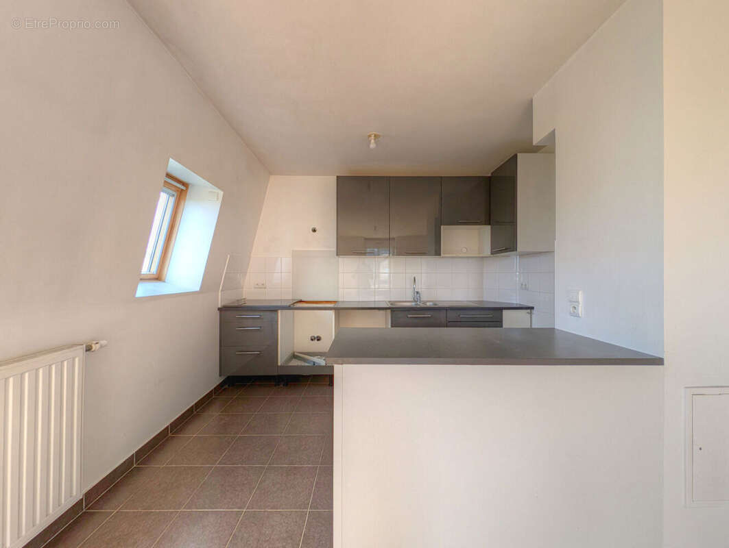 Appartement à LA GARENNE-COLOMBES