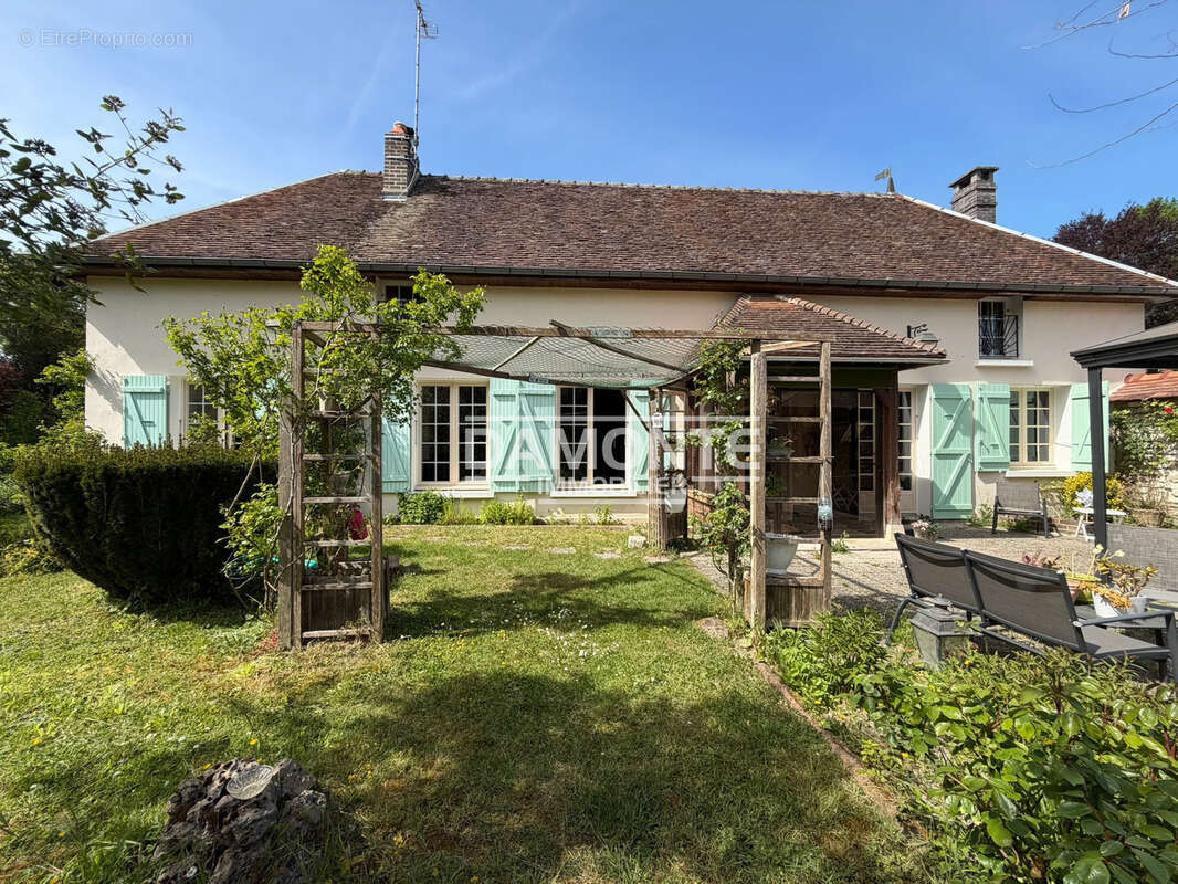 NOUVEAUTE- Propriété de T7 - photo 11