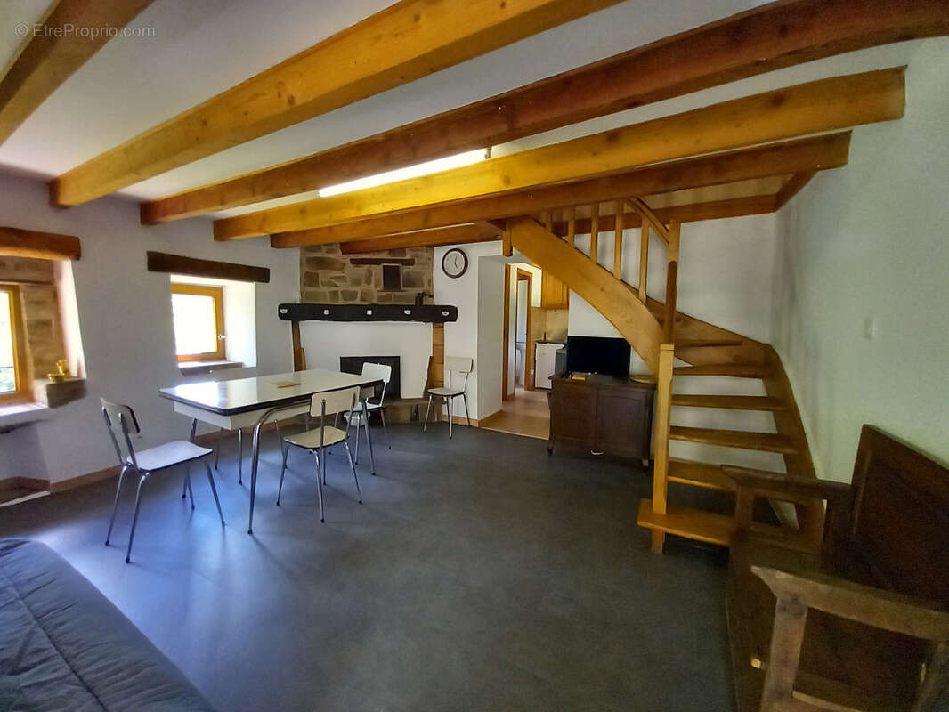 Maison à SAINT-VINCENT-D'OLARGUES