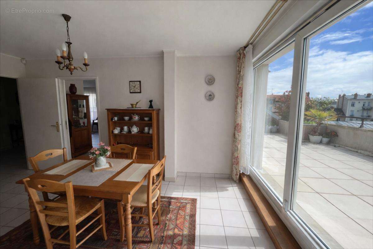 Appartement à REIMS